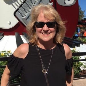 Meet your Posher, Nancy